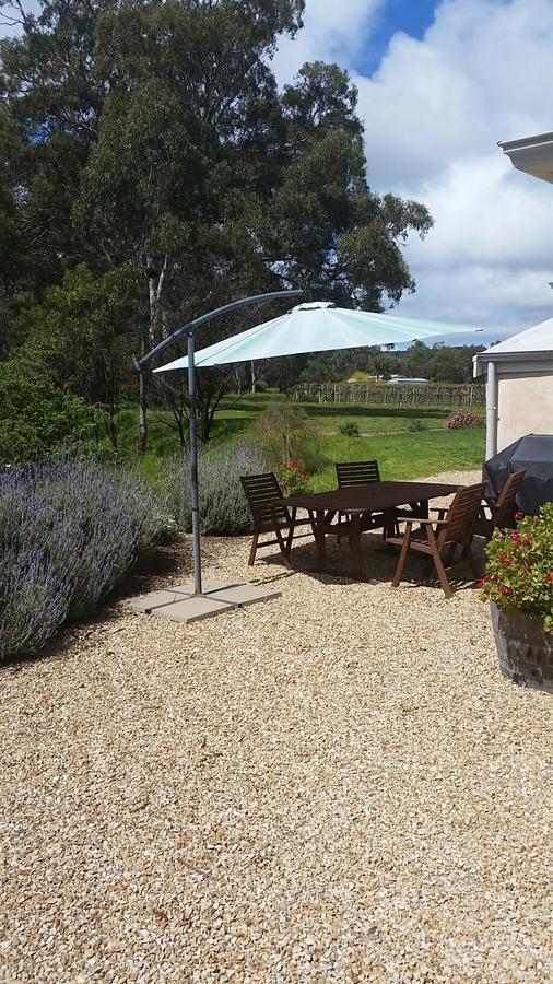 Peppermint Farm Cottage Mclaren Vale Exterior photo